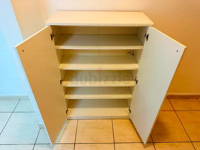 White 2-Door Shoe Cabinet with 5 Shelves - Good Condition