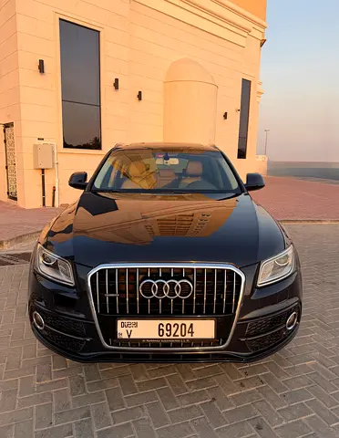 Audi Q5 45 TFSI Quattro S Line 2017 | GCC Specs | Low Mileage 60.000 KM All service history