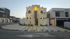 Brand new classic corner villa, full stone construction, central air conditioning, in a beautiful re