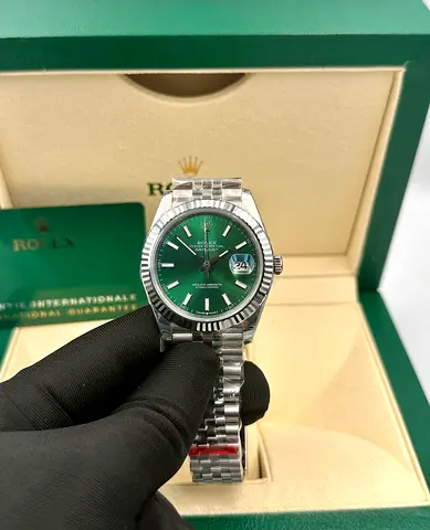 Rolex_(mens) saiz:41mm🚨🚨 Supr clone Quality ✅✅✅ Waterproof 💯 Sapphire crystal💎 Original box 📦20