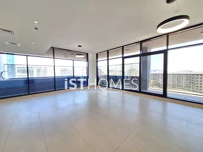 Brand New | Maid’s Room I Penthouse I Prime Location | Gym | private Pool | Close Kitchen I Sky View