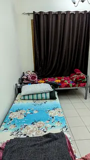 Furnished bed space for Muslim only 3 person in room