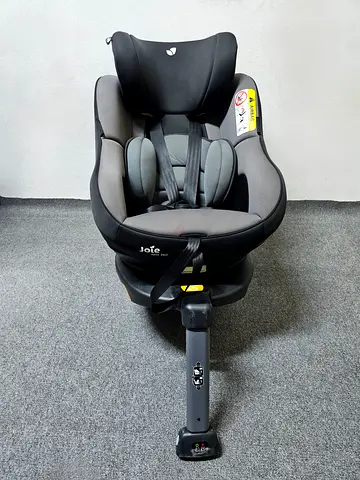 Joie Spin 360 degree rotation infant Car Seat Good condition