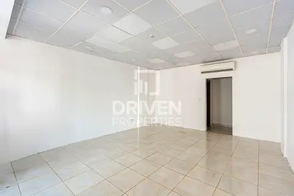 Ready to Move | Retail Shop | Multiple Cheques