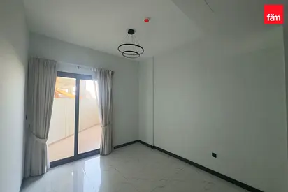 Vacant | Low floor | Big Terrace | Great price