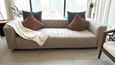 3-seater Modern Beige Sofa in Great Condition