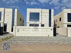 Modern villa with swimming pool, 4 bedrooms, no fees