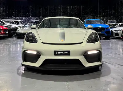 2020 Porsche CAYMAN photo 2