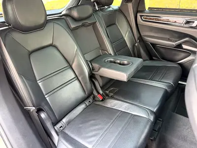 2019 Porsche CAYENNE — миниатюра 17