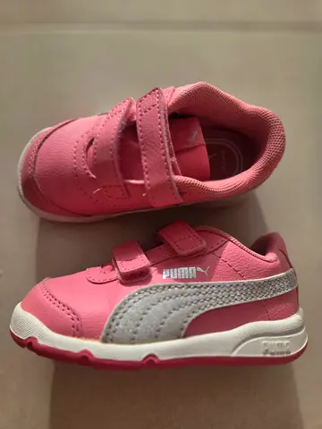 Pink toddler Puma sneakers - Velcro size EU 21