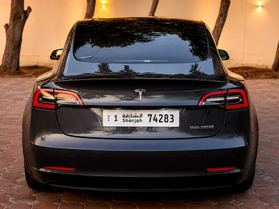 صورة 8 لـ 2023 Tesla MODEL 3