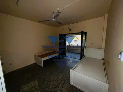 ABU SHAGARA 2BHK//BIG APARTMENT NEAR KING //BUS STOP 1MINT WAY ONLY//THREE BALCONY //VERY BIG APARTMENT // DOUBLE HALL/WITHOUT FURNISH//RENT ONLY 30k