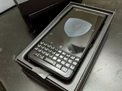 Blackberry keyone New