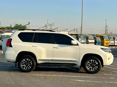 2023 Toyota PRADO 照片 16