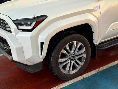 2026 Toyota 4RUNNER — фото 3