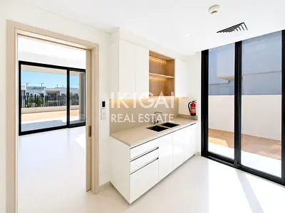 Fully Landscaped | Corner Unit | Maids Room
