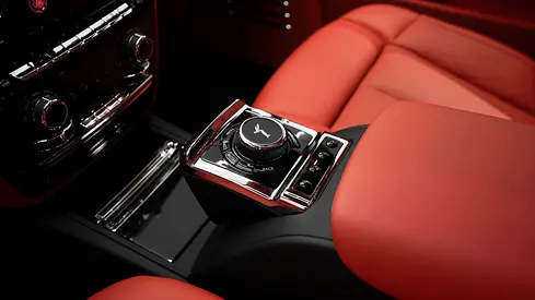 صورة 10 لـ 2024 ROLLS-ROYCE PHANTOM