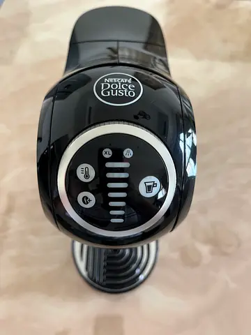 NESCAFÉ Dolce Gusto Genio S Plus Coffee Machine