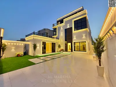 For sale: Modern villa with central air conditioning, two floors and a roof, large land and building area, includes an external annex. Price includes