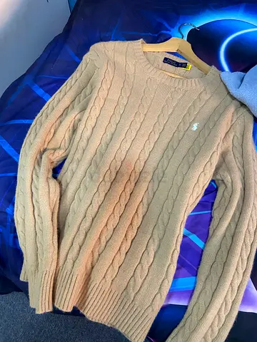 Ralph Lauren sweater size S