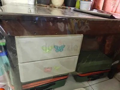 Free table