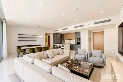 Signature 3 Bed | 1 of Only 4 | Full Marina View