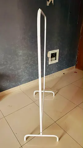 White Freestanding Clothes Rack / Garment Stand - Slim Metal
