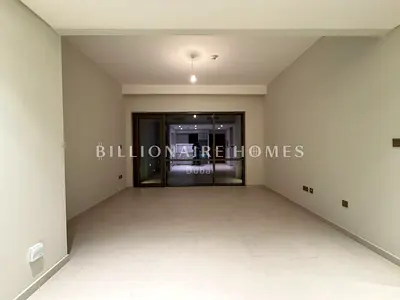 VACANT | PRIME LOCATION | SPACIOUS
