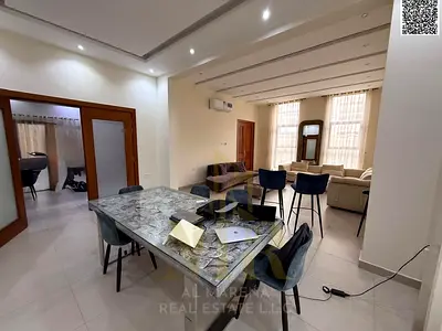 فيلا فاخرة للبيع في التلة تصميم عصري  بسعر  شامل الكهرباء والمياه والمكيفات تملك حر