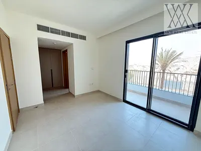 SINGLE ROW | READY TO MOVE IN | LUXURY LIVING