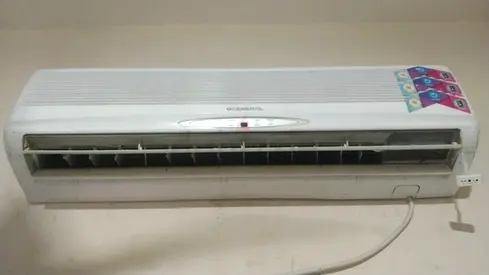 AC o general 2.5 ton in good condition for sale