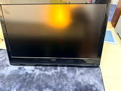 Hitachi 40-inch LED TV - Good Working Condition