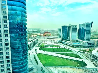 PRIME LOCATION|HIGH FLOOR|FITTED|VACANT