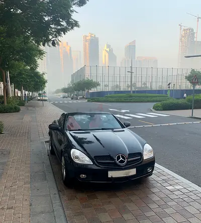 Mercedes SLK 350 GCC specs 2009 Mint condition Low mileage