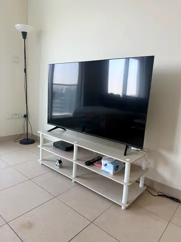 TV table - Excellent condition