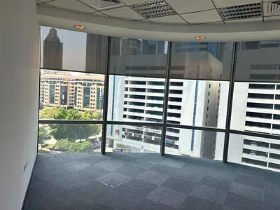 Ideal for 9 visas in DIFC-open layout ,all charges included