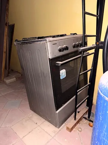 Nikai 4-Burner Cooking Ranges
