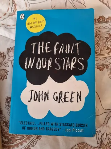 Fault in our stars book