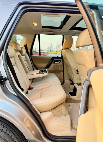 2011 LAND Rover LR2 照片 12