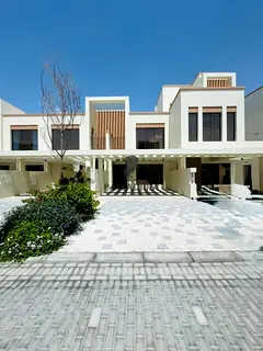 Premium location | Vacant Unit | Modern Living