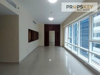 Modern & Spacious - 3+Maid - Dinning & Living Area - Family Only - 2 Car Parking