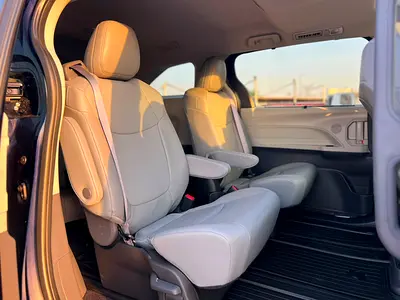 2024 Toyota SIENNA 缩略图 12