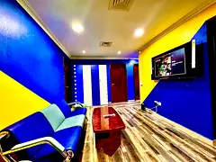 Premium Executive Bed | Metro Access| Barsha
