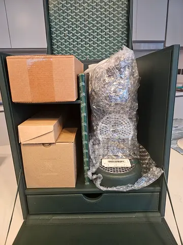 Goyard coffee machine boxed accessories set in original green case - unused items