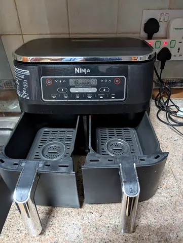 Ninja Dual-Basket Air Fryer (two-drawer) - Good Working Condition