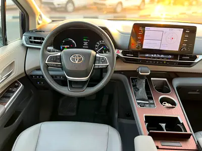 2024 Toyota SIENNA 缩略图 17