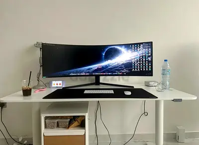 Samsung 49-inch Odyssey G9 curved gaming monitor (Model: C49G95TSSM, Model Code: LC49G95TSSMXUE). 
K