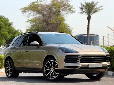Porsche Cayenne 2019 (GCC – New Matrix LED Headlights – Full Options – Premium Condition)