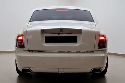 2016 ROLLS-ROYCE PHANTOM photo 5