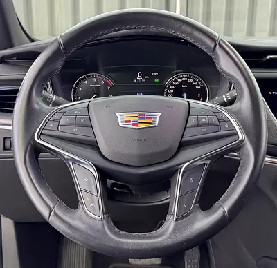 2022 Cadillac XT5 photo 13